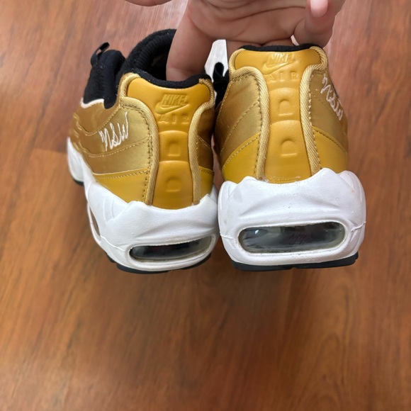 New air max 95🖤💛 - Picture 4 of 5